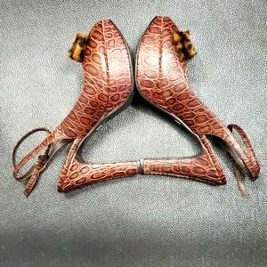 Sam Edelman Platform Peep Toe size 8.5